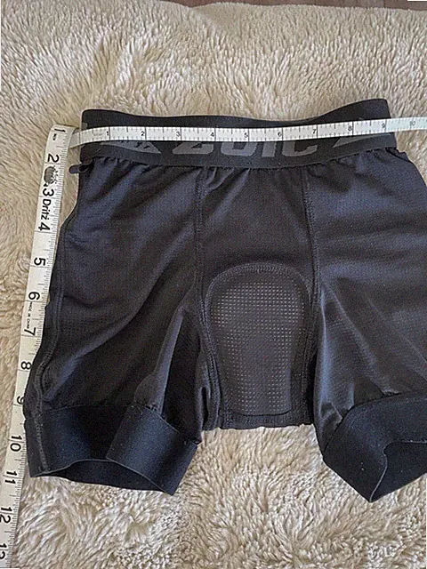 Kids Zoic Padded Mountain Bike Shorts Size Medium Padded Liner