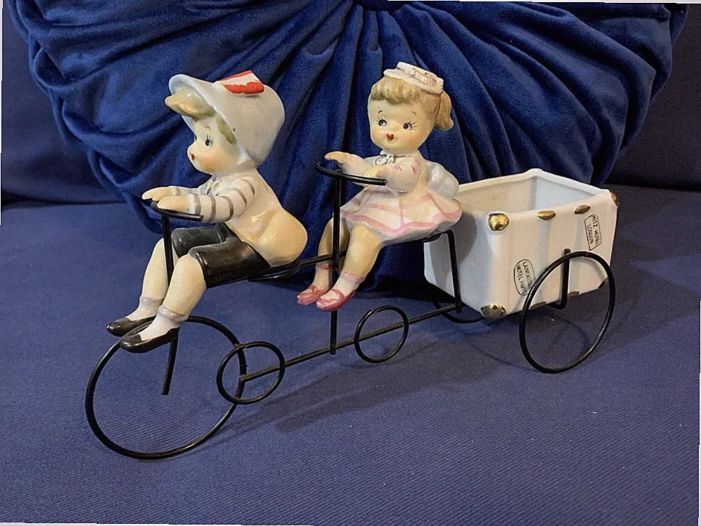 Vintage 1958 Lefton Boy Girl On Tandem Bicycle Figurine Planter Japan Rare